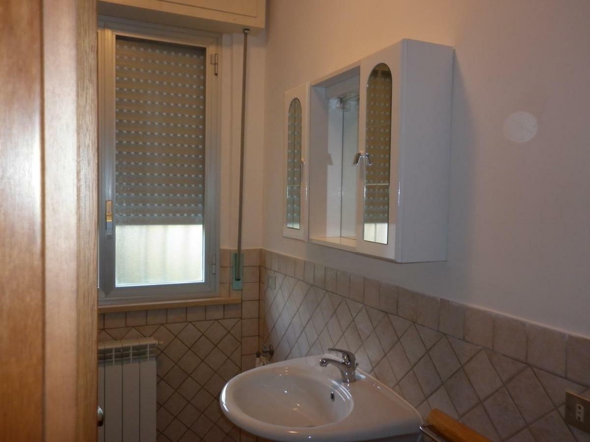 Villa Jolanda Fratte Rosa Luaran gambar