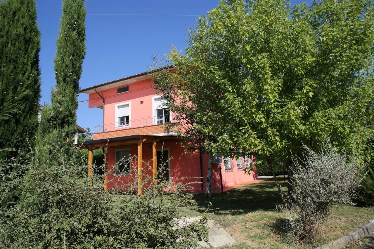 Villa Jolanda Fratte Rosa Luaran gambar